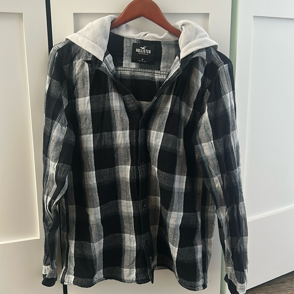 Hollister blue & grey plaid flannel button down collared shirt w/white hood